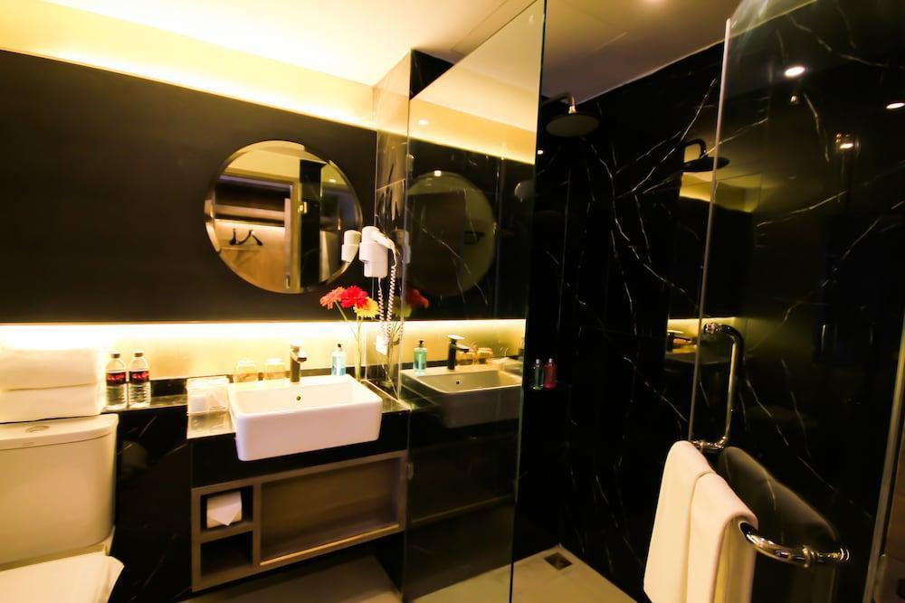 Glow Sukhumvit 5 Бангкок Экстерьер фото